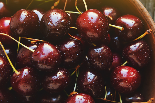 CHERRIES - THE TESTIEST WAY TO DELIVER VITAMIN C TO YOUR SKIN