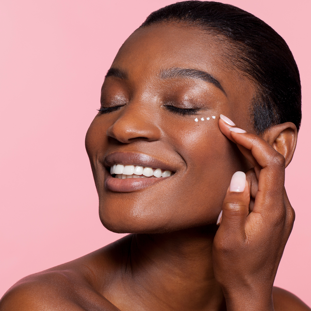 EYE AND LIP REVIVE DUO TREATMENT - Live cells from corn and milk protein provide essential nutrients, improving skin complexion. - TEXTURE - HOLISITIC TRADITIONS MEET  MODERN  APPROACH - MILVANI HOLISITC SKINCARE